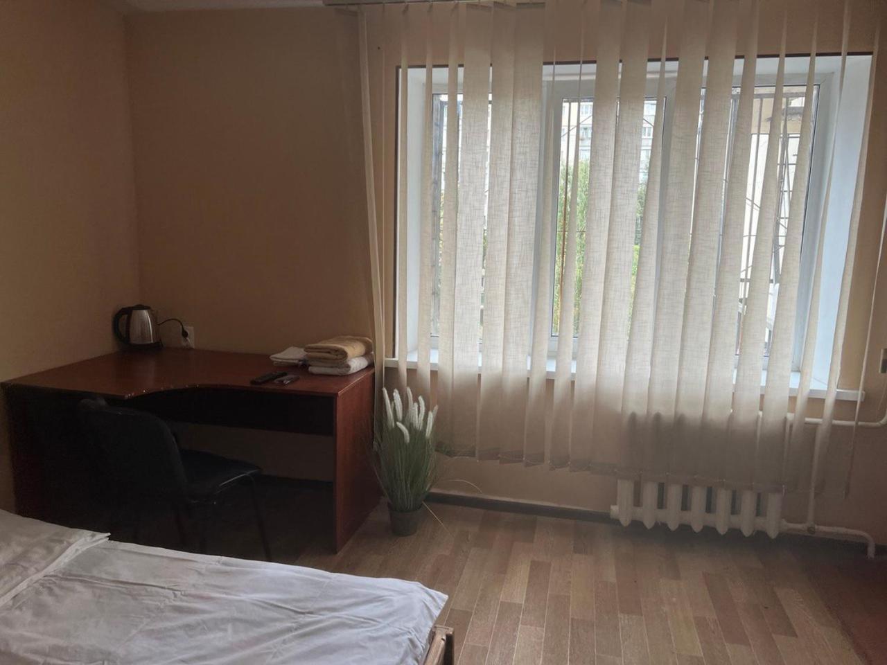 Hostel Krone Gok Zatishok Kijów Zewnętrze zdjęcie